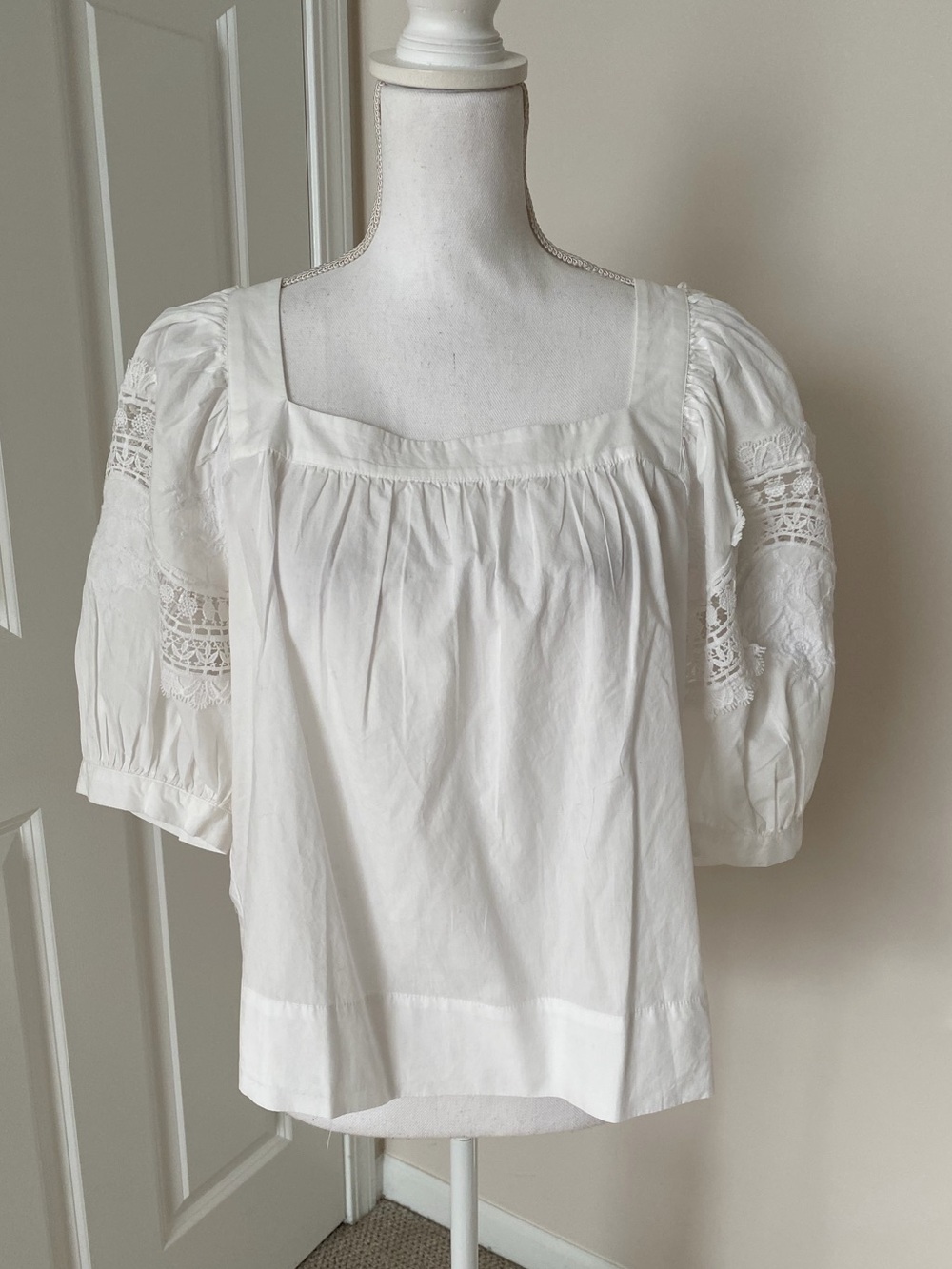 Ann Taylor - White Peasant Blouse with Lace Puff Sleeves (medium)